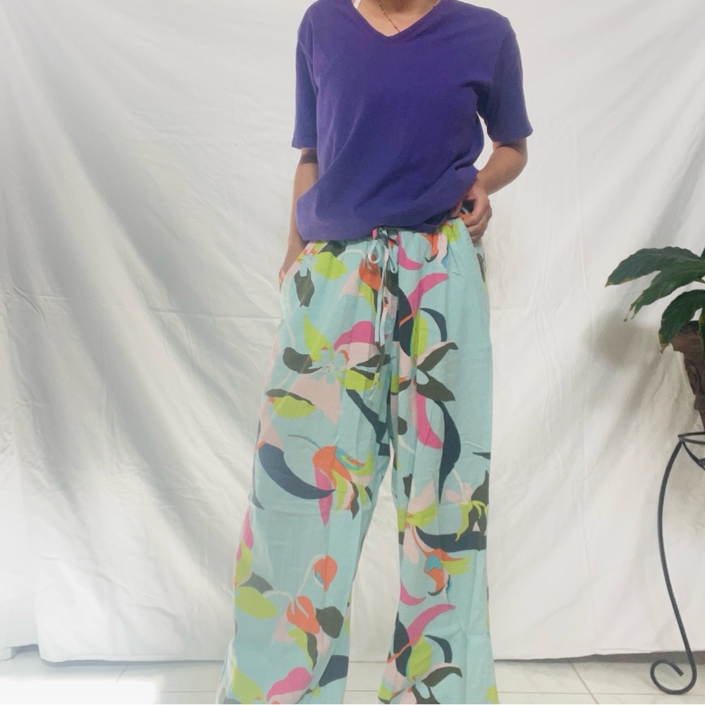 ★ FLORAL WIDE LEG PANTS ★